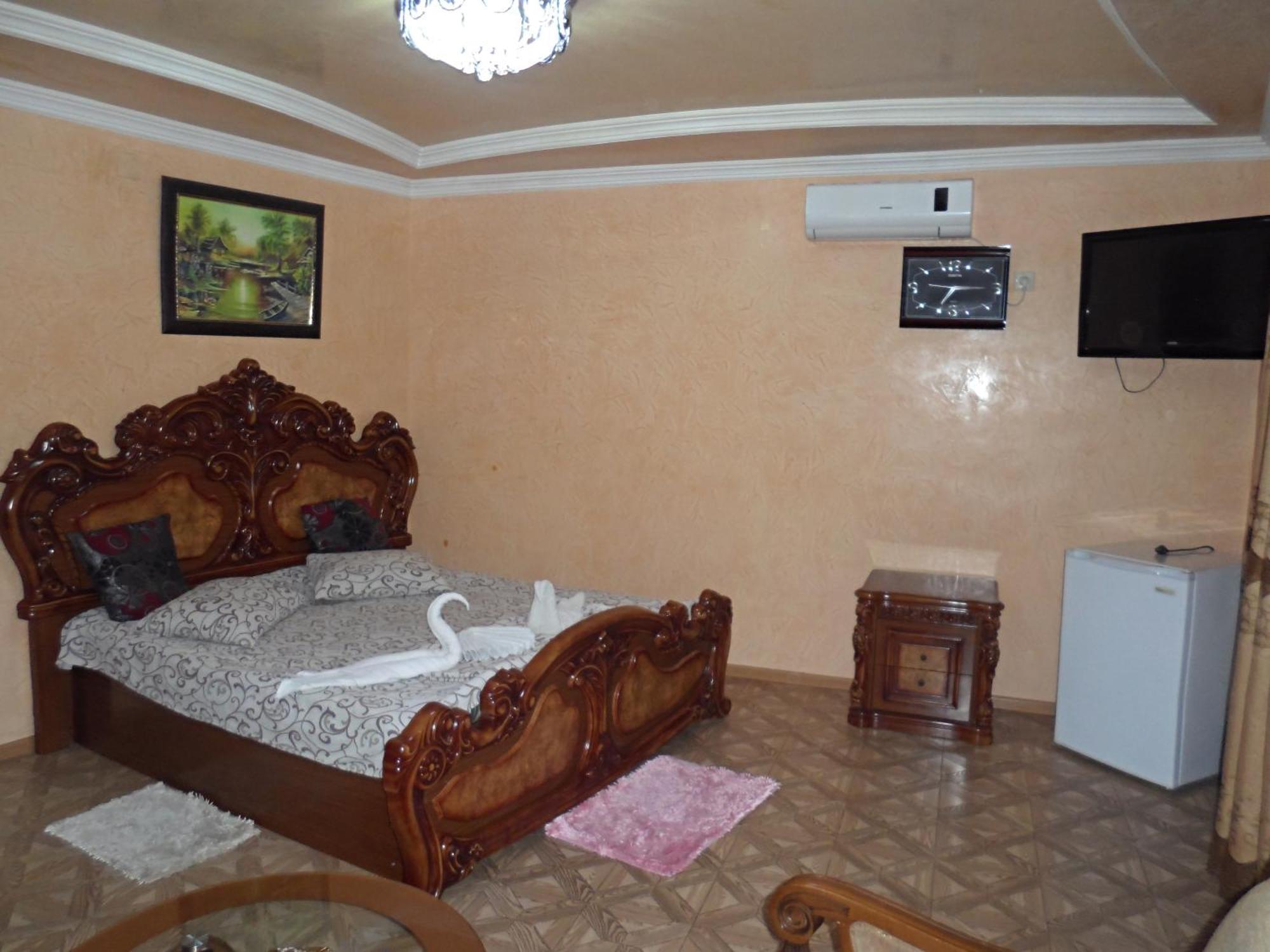 Hotel Old Star Batumi Ruang foto