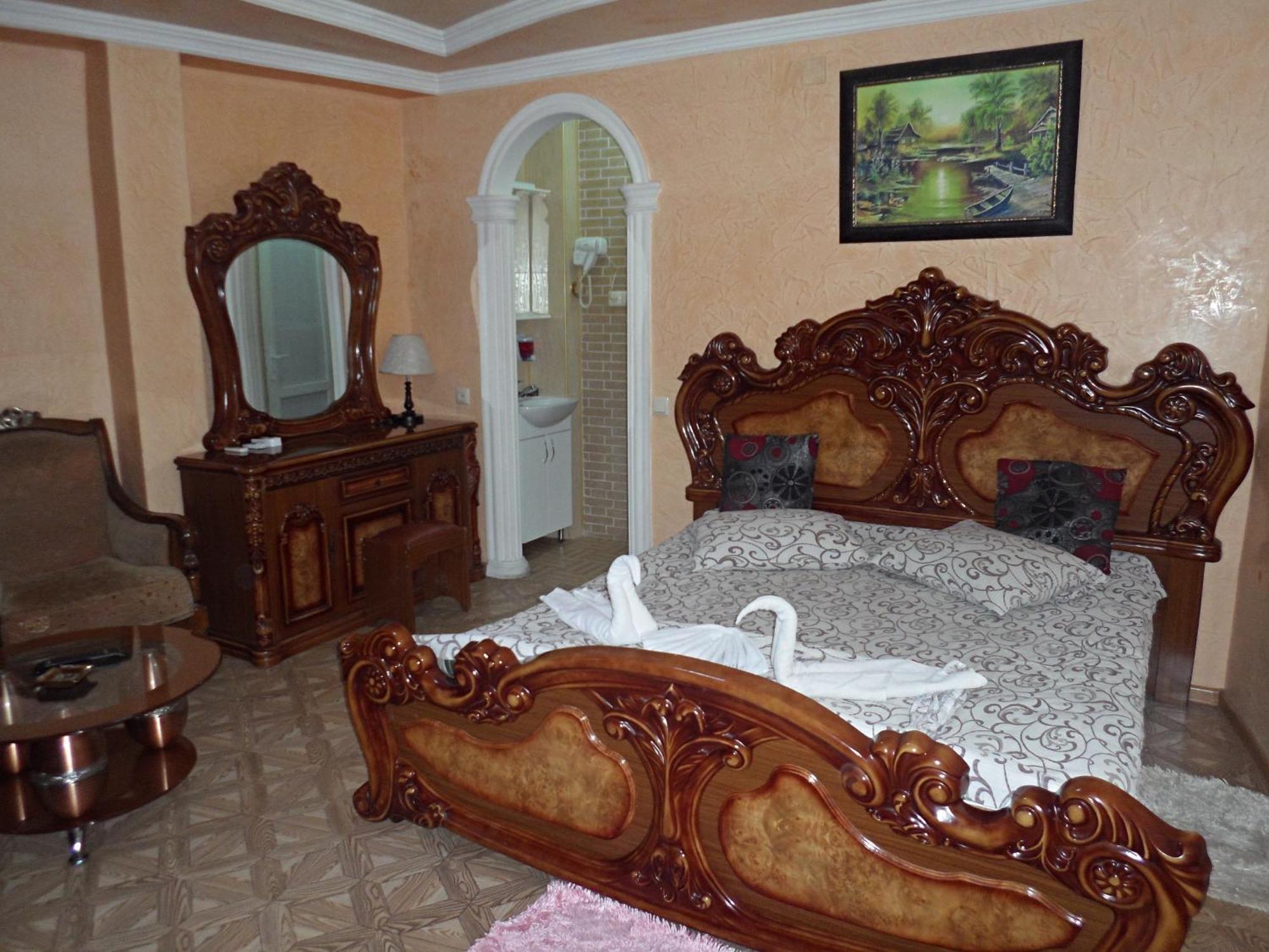 Hotel Old Star Batumi Ruang foto